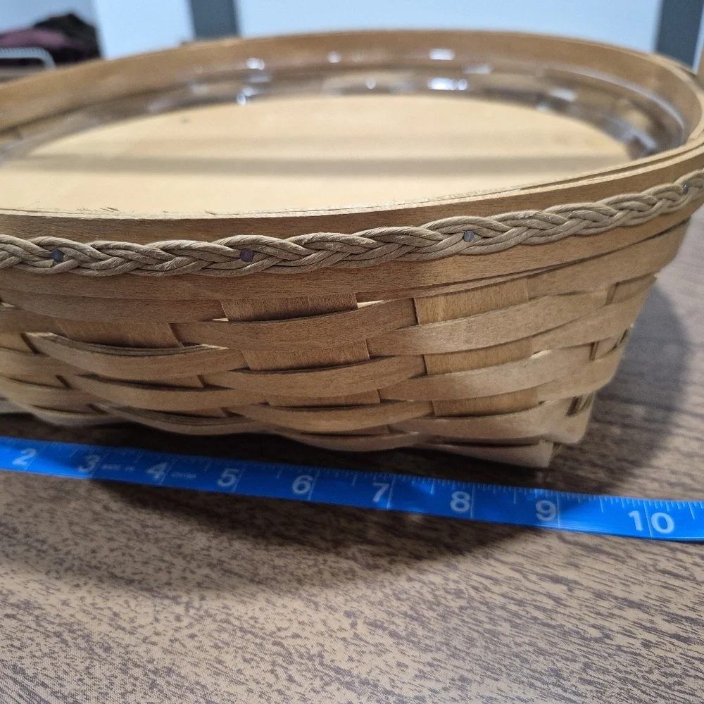 2009 Longaberger Fancy Pie Basket With Stand Insert